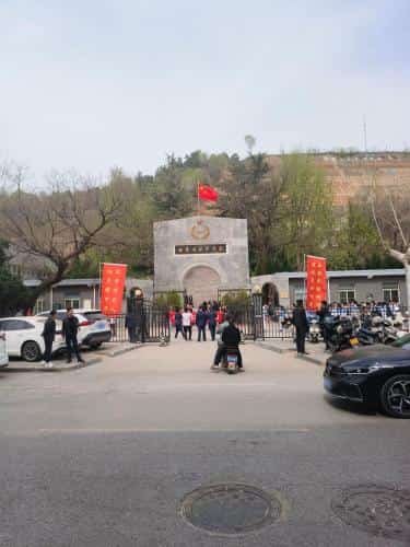 杨虎城陵园