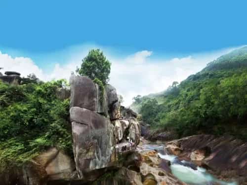 管九土墩墓群