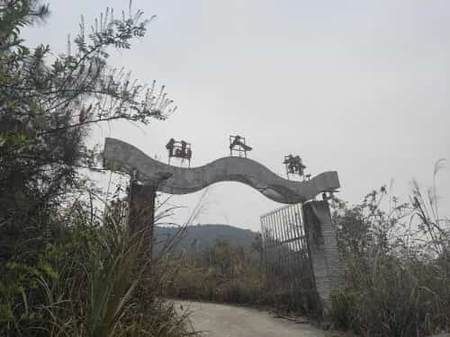 惠水仙人桥洞葬