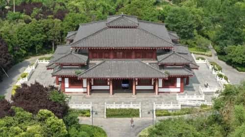 岔河镇东黄石山古墓群