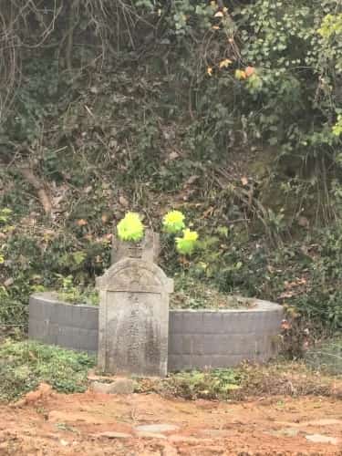 拳头岗红烈士墓