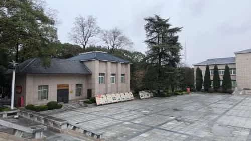 襄西革命烈士陵园