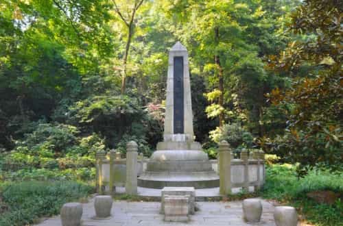 蔡锷故居、公馆和墓——蔡锷墓庐