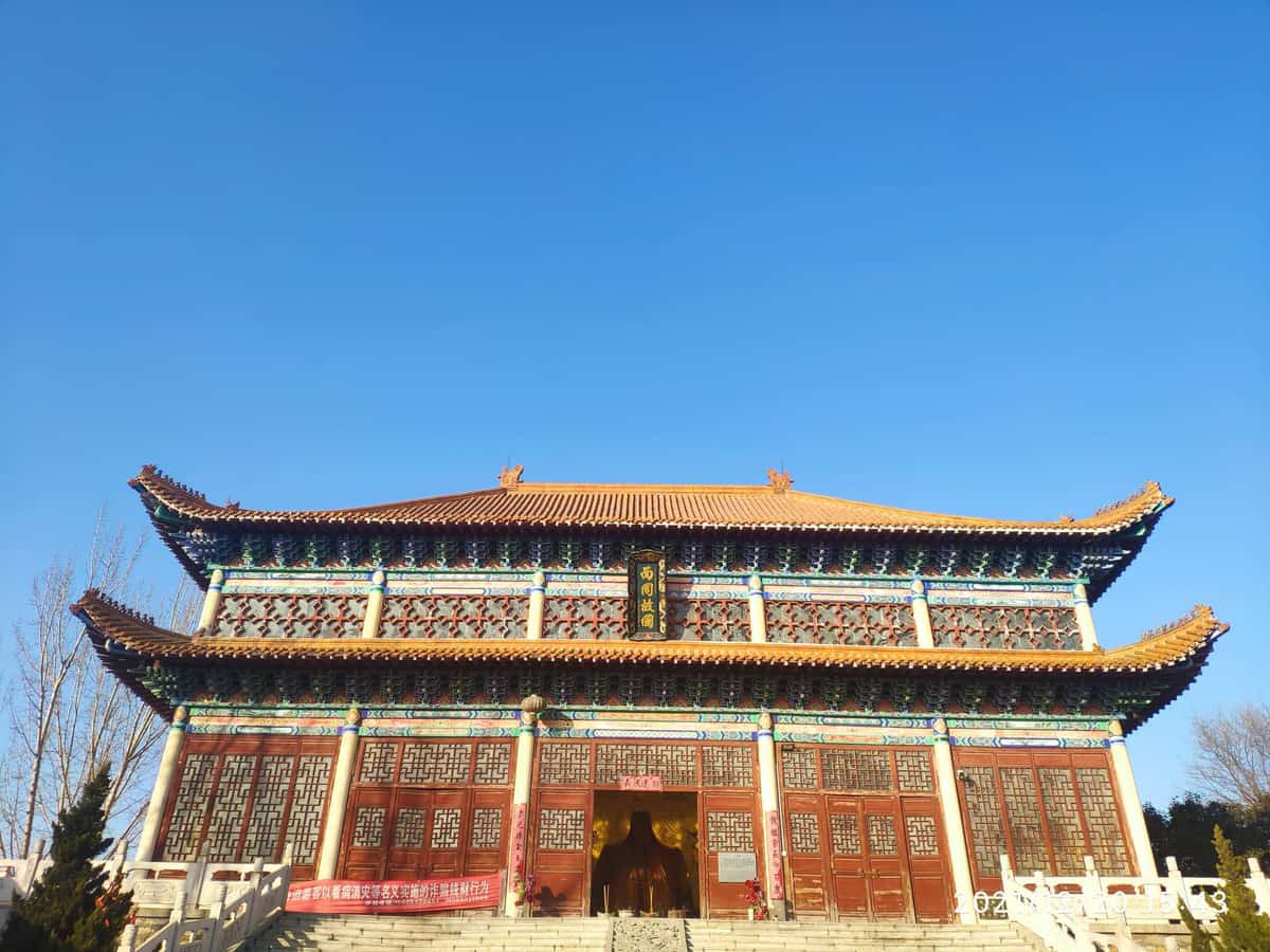 仿山墓群