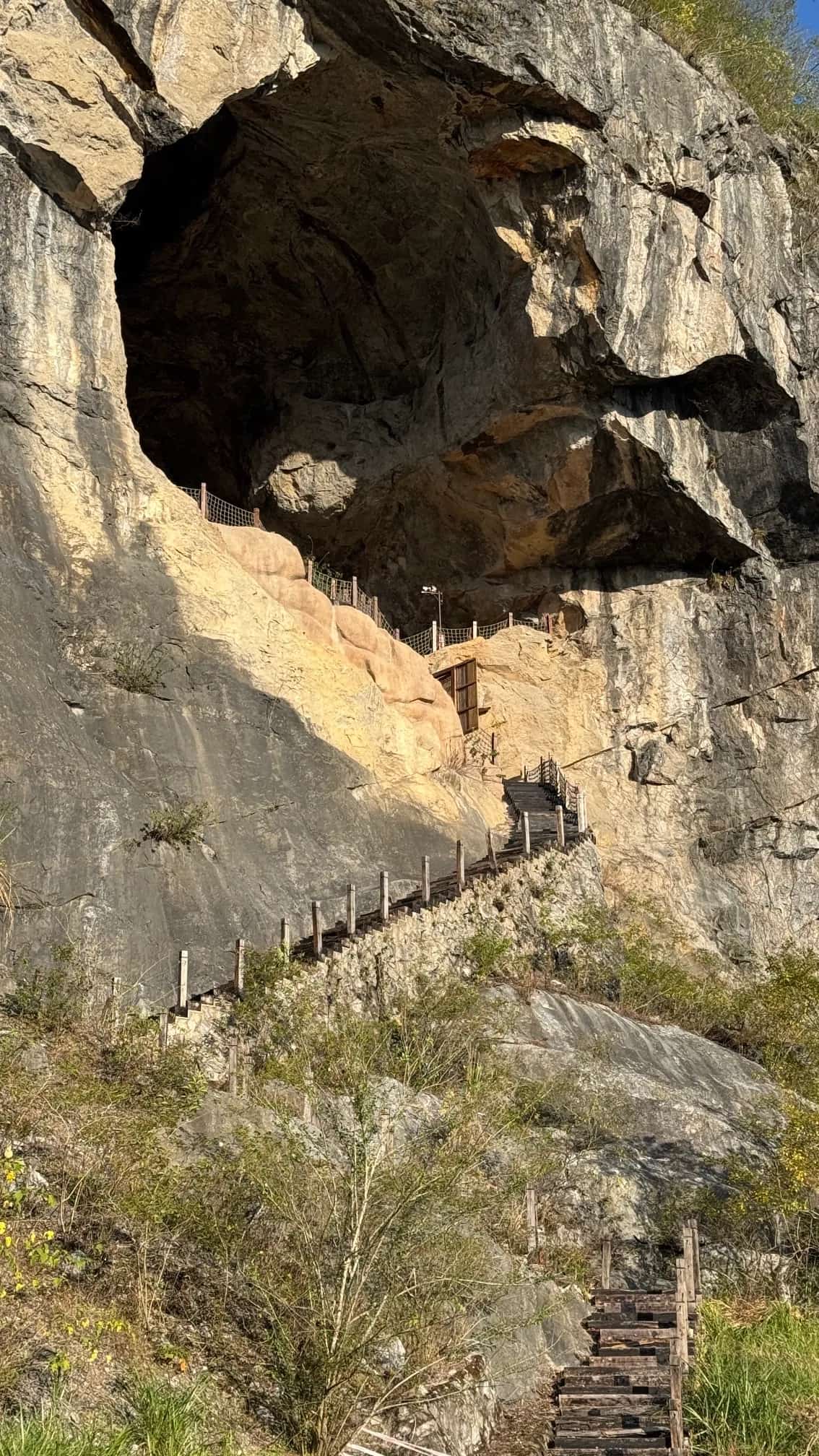 积善侍郎墓遗址