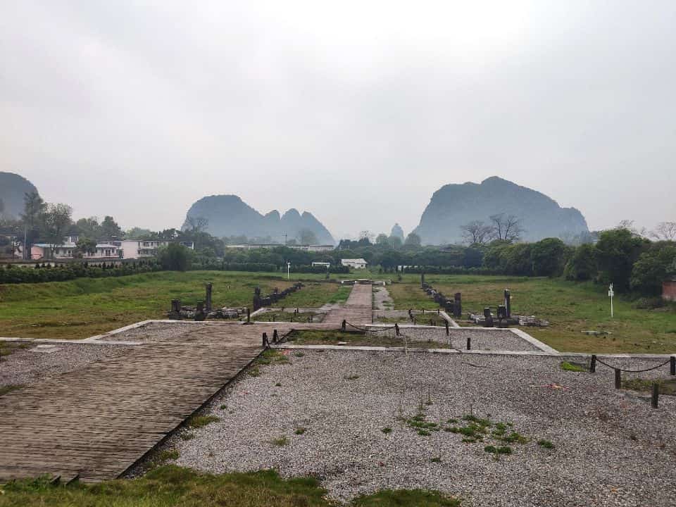 明靖江王墓群