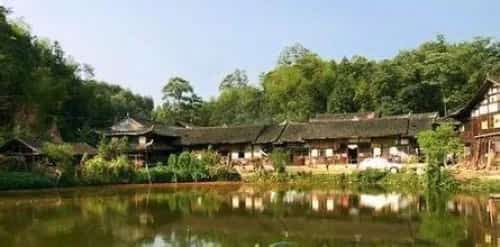 谭人凤墓（并入第九批省级文物保护单位谭人凤故居，名称为：谭人凤故居及墓（隆回县、新化县））