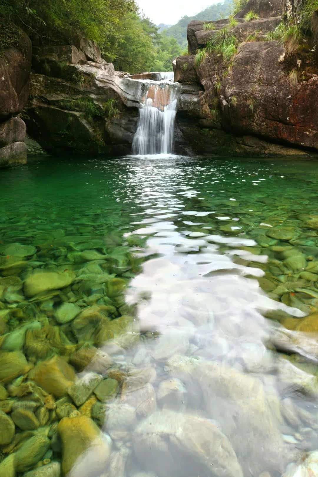 梧风洞红军三百烈士纪念地（6-5-022，含纪念亭、纪念碑、邵伯平烈士墓、跑马坪）