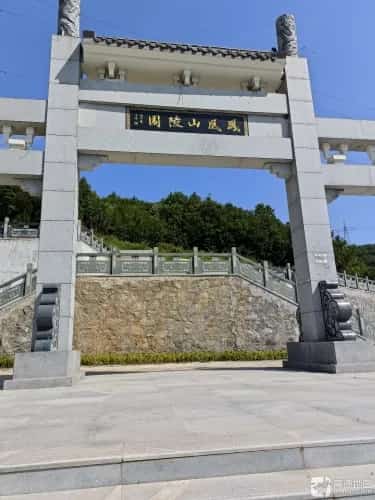 凤凰山铁瓦殿（6-）